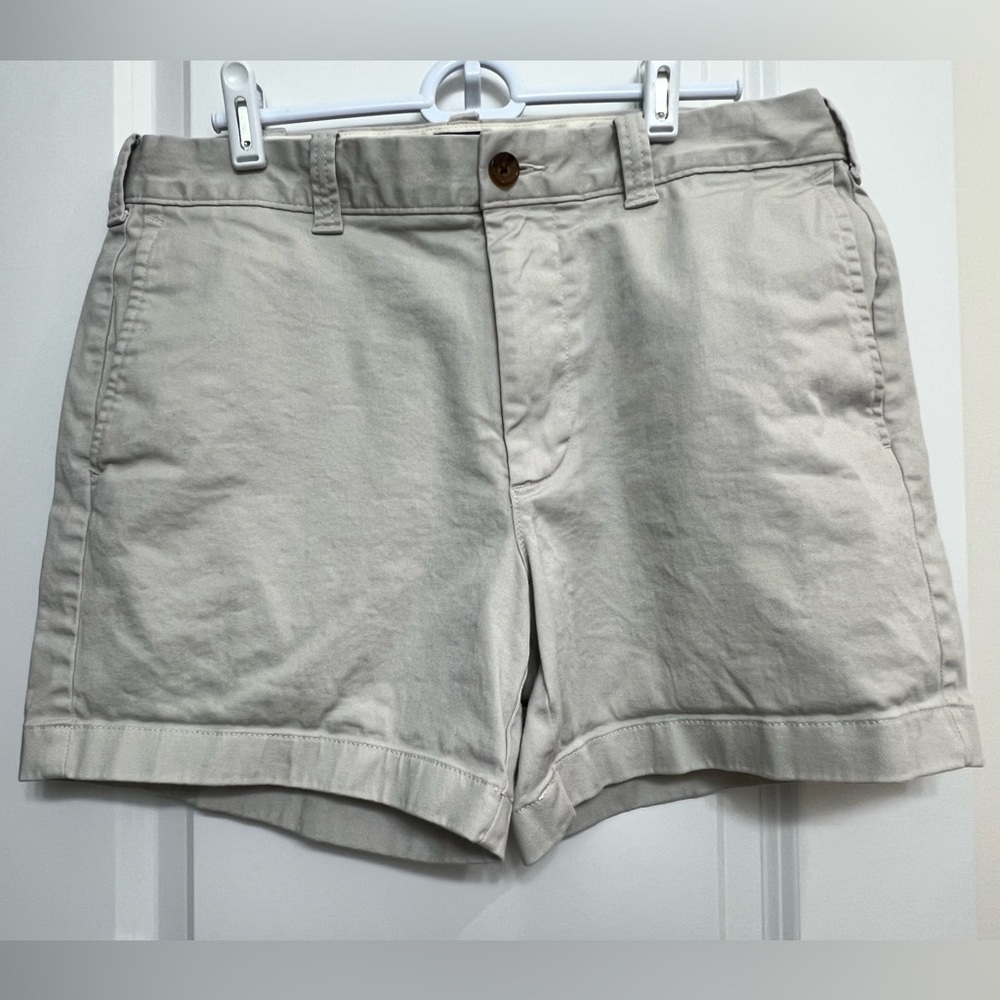J. Crew Men's Flat Khaki Front Shorts Size 32